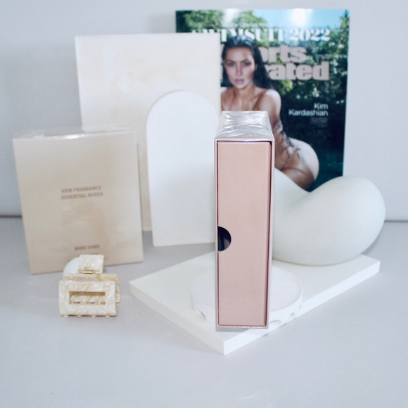 KKW FRAGRANCE NUDE SILK - Picture 2 of 6